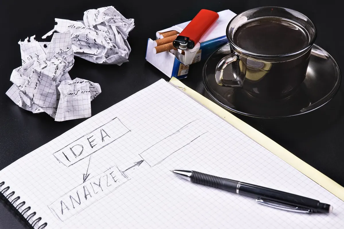 Common Mistakes in Songwriting: 12 Traps That Weaken Good Ideas